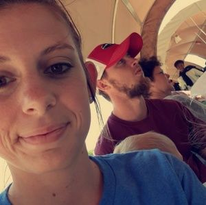 Meet your Posher, Christina